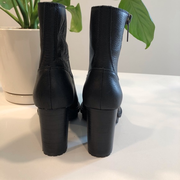 SOLD - Picture 2 of 6